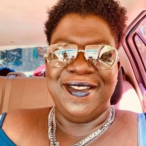 Meet your Posher, Johnnie